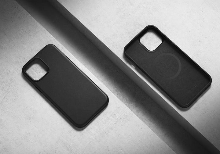 Actual product image Nomad Back Cover Modern Leather iPhone 14 Plus Black (Apple iPhone 14 Plus)