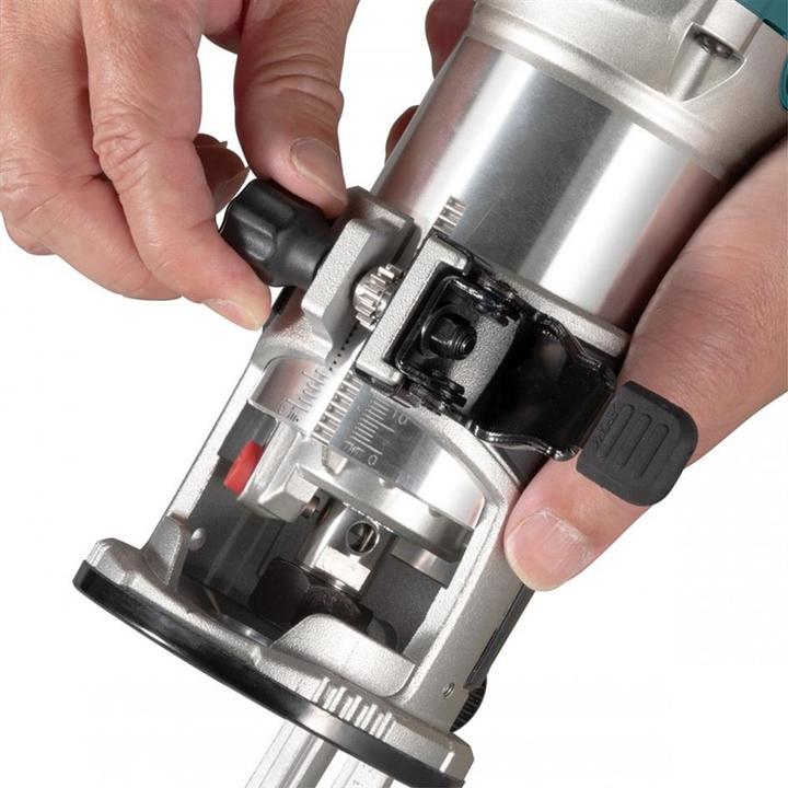 Produktbild Makita Rt0702cx2j