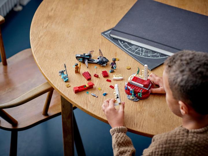 Produktbild LEGO König Namors Thronsaal (76213, LEGO Marvel)