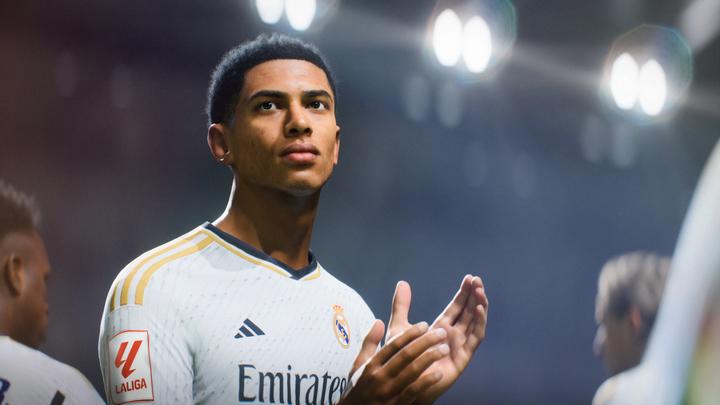 Actual product image EA Games FC 24 (PS4, DE)