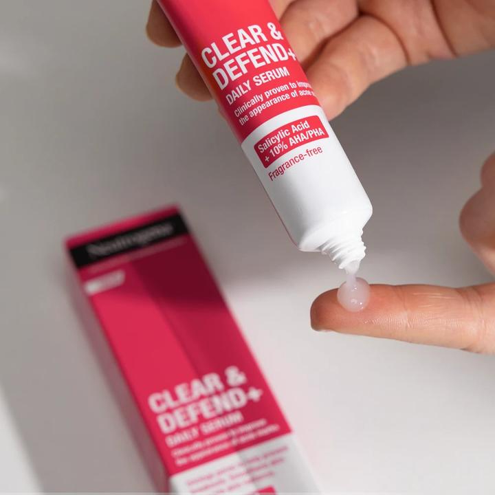 Produktbild Neutrogena Clear & Defend+ Peeling Serum (30 ml)