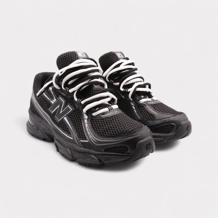 Image du produit New Balance U740BM2 (40)