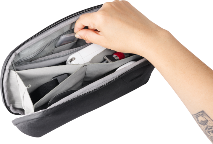 Actual product image Peak Design Tech Pouch Small (Camera accessory bag, 1 l)