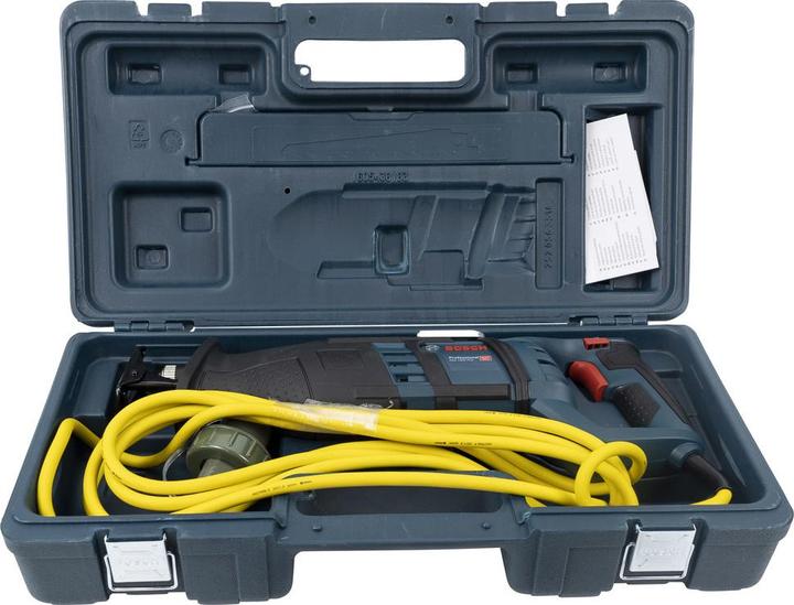 Actual product image Bosch Professional Sabre saw with 5 saw blades each for different materials