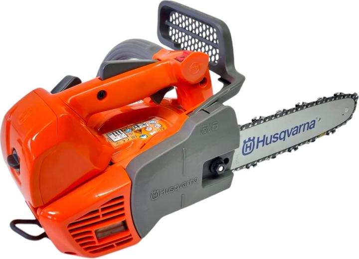 Actual product image Husqvarna T525 (Petrol chain saw)