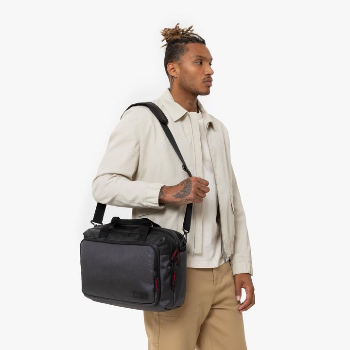 Actual product image Eastpak Strapverz S (17.72")