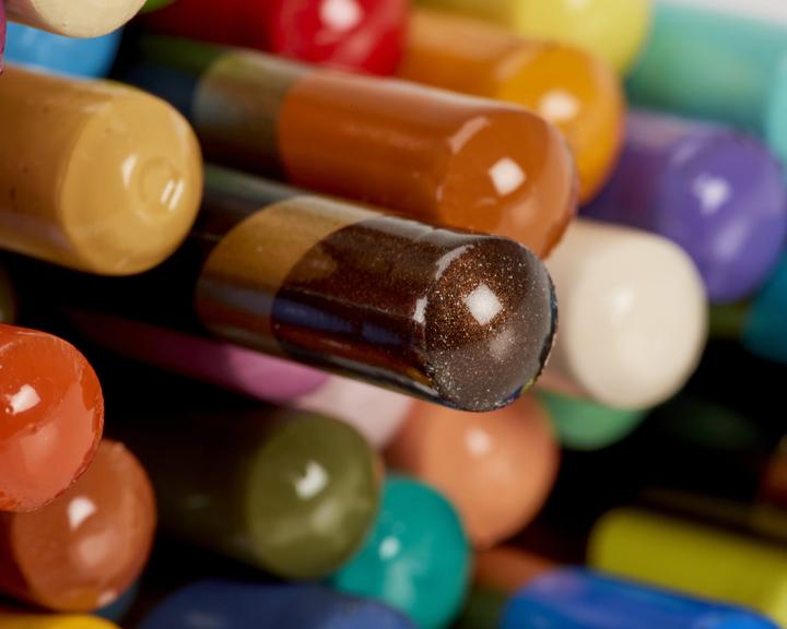 Actual product image Derwent Chromaflow (72 x)