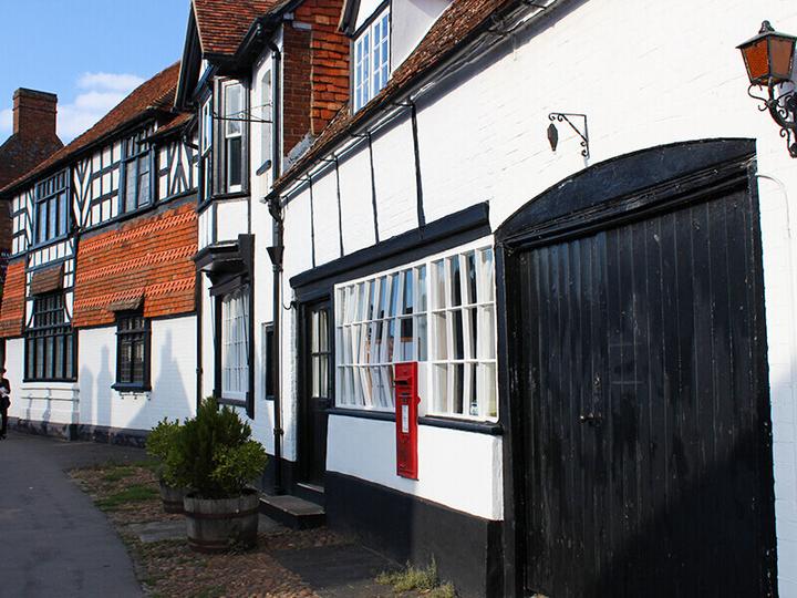 Produktbild Smartbox Auf den Spuren von Inspector Barnaby®: 9-stündige Bustour ab London für 2 Personen (2 Personen)