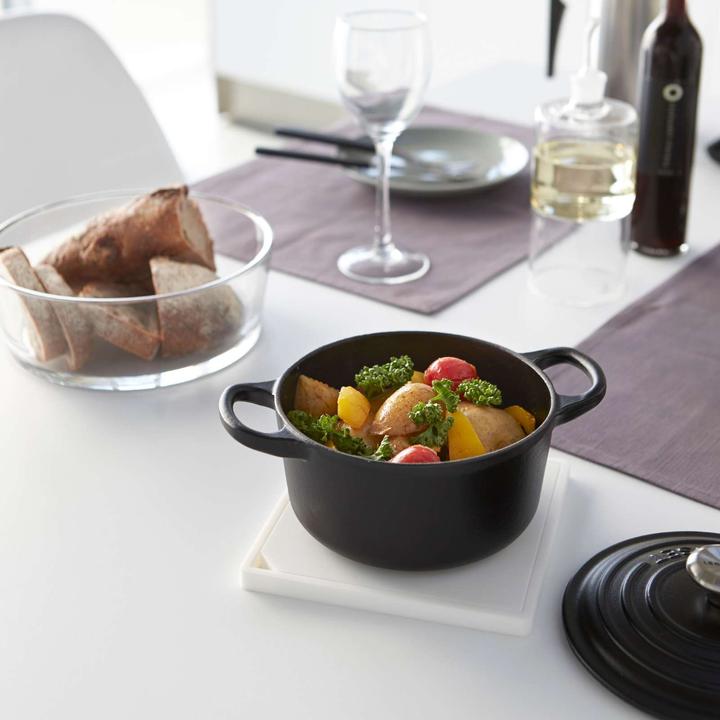 Actual product image Yamazaki Silicone trivet TOWER (160 x)
