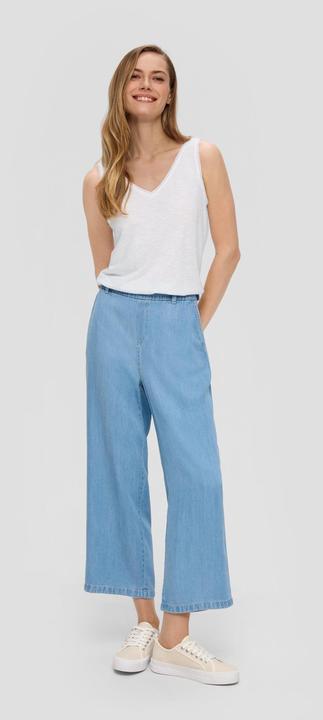 Actual product image S.Oliver T-Shirt Ärmelloses Top mit V-Ausschnitt und Flammgarnstruktur (44)