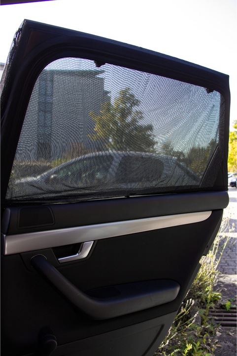 Actual product image Cartrend Car sun protection door sock, set of 2 for vehicles with window frames, in the width of