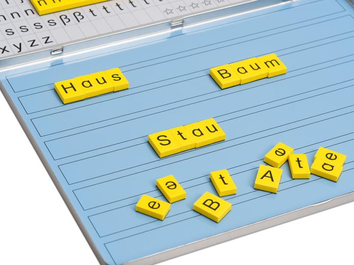 Produktbild Betzold Lese-Magnetbox Mit 32 Arbeitsblättern (Deutsch)