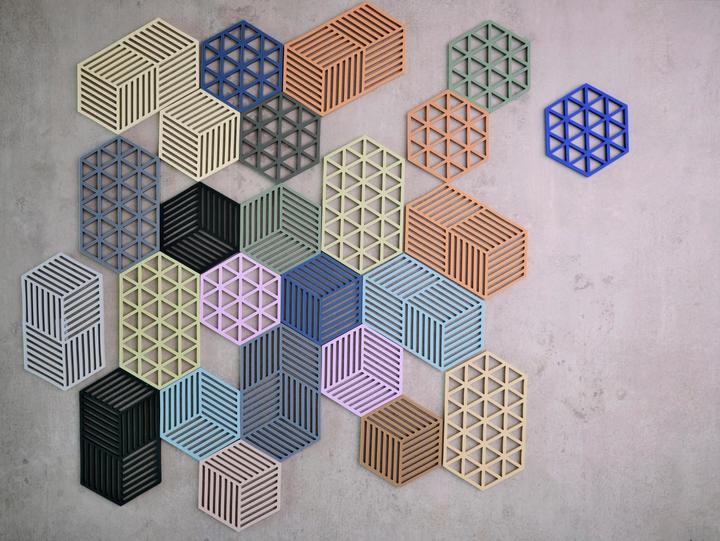 Actual product image Zone Denmark trivet triangles (1 x, Pan coaster)