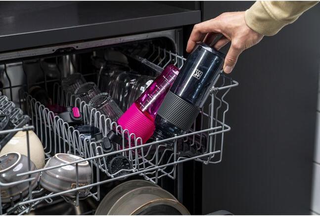 Produktbild Zwilling Trinkflasche BPA-frei, Wasserflasche für Fitness (0.68 l)