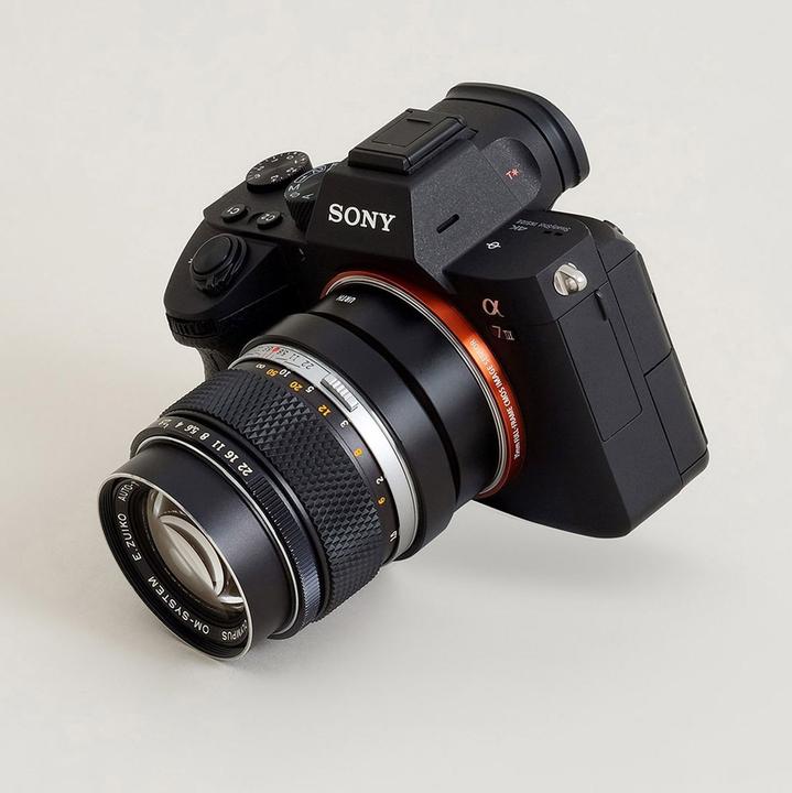Produktbild Urth Lens Mount Adapter: Compatible with Olympus OM Lens to Sony E Camera Body