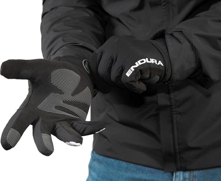 Actual product image Endura Strike (M)