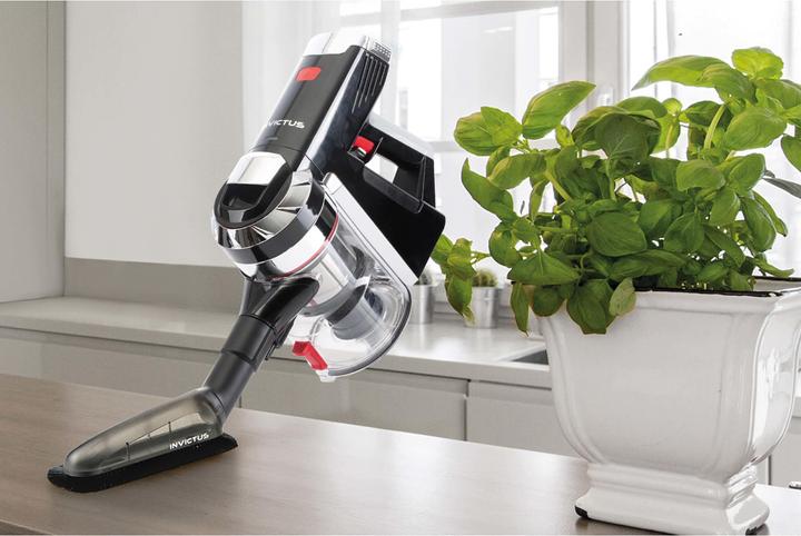 Produktbild Genius X9 kabelloser Staubsauger, Deluxe-Set 23-tlg., schwarz-rot