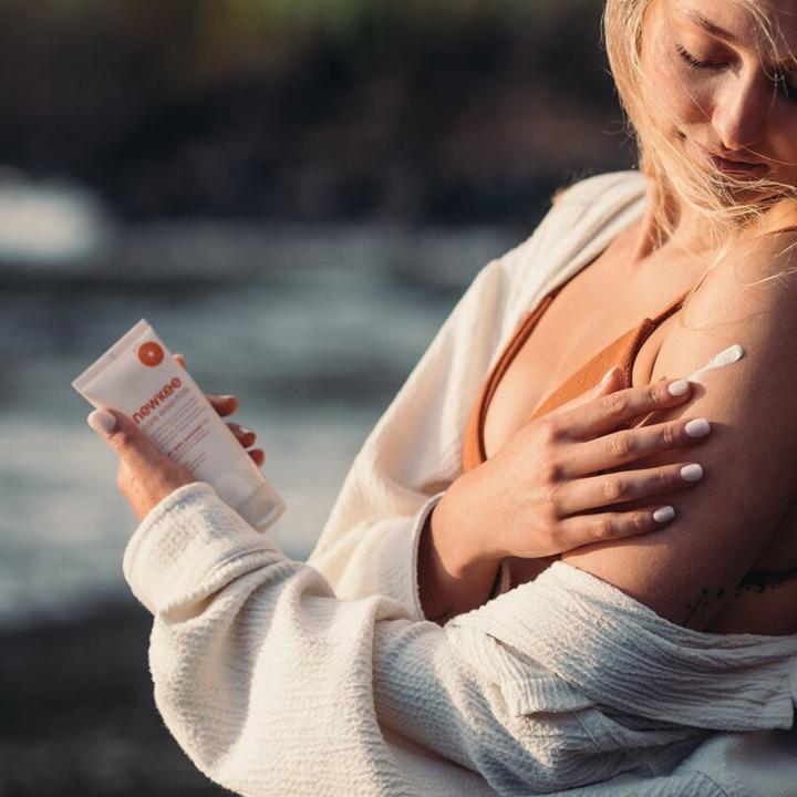 Immagine prodotto Kübler Sport newkee® 12-teiliges Thekendisplay SUN (Spray solare, SPF 50+, 1800 g)