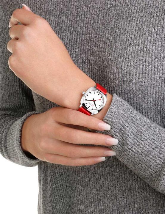 Immagine prodotto Mondaine Petite Cushion (Orologio da polso analogico, 31 mm)