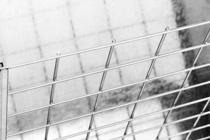 Produktbild Wiesenfield Heuraufe Futterraufe Viereckraufe Schafe Ziegen verzinktes Stahlblech