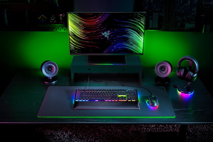 Produktbild Razer BlackWidow V4 (DE, Kabelgebunden)