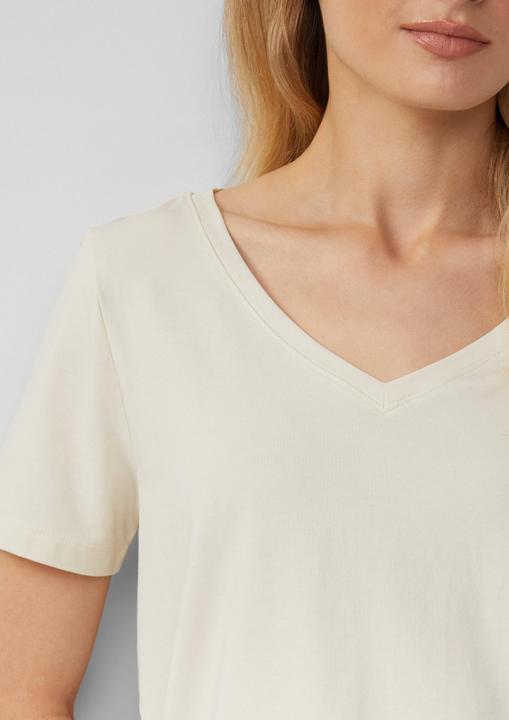 Produktbild S.Oliver T-Shirt T-Shirt mit V-Ausschnitt (46)