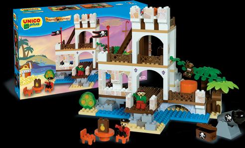 Actual product image Androni Pirate Fortress