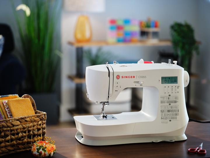 Produktbild Singer C5955 Sewing Machine, White