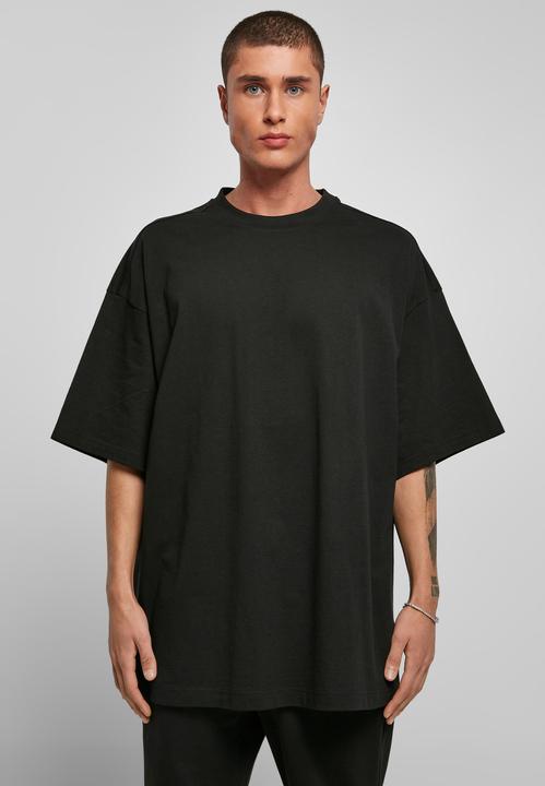Actual product image Urban Classics Huge Tee - 16930 (XS)