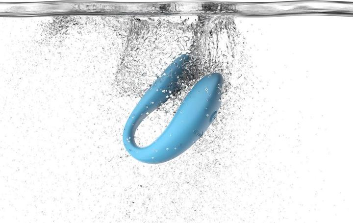Actual product image We-Vibe Sync Go Remote Control Rechargeable Clitoral and G-Spot Vibrator (Blue)