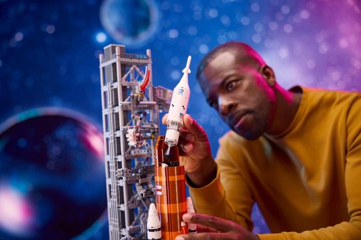 Productafbeelding LEGO NASA Artemis lanceerplatform (10341, LEGO Icons, LEGO Zeldzame Sets)