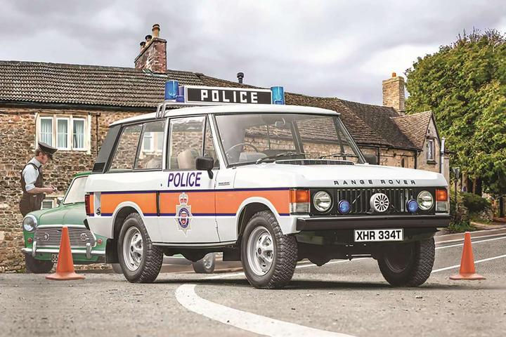 Produktbild Italeri 1:24 Range Rover Police