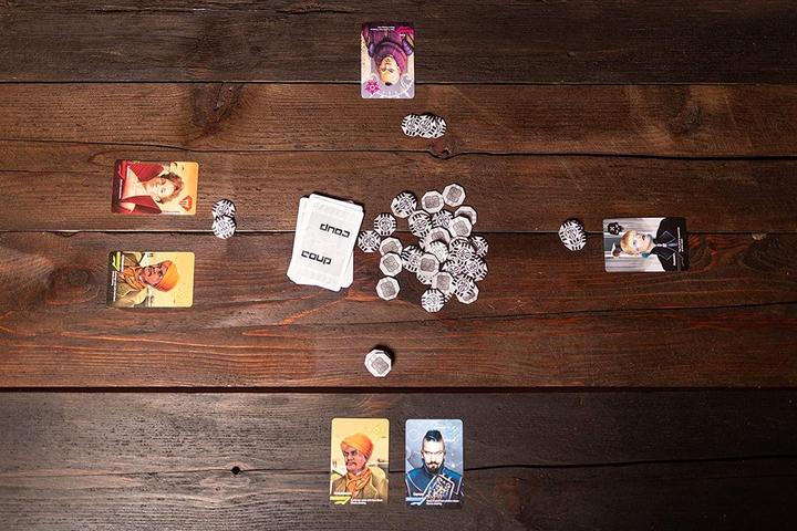 Actual product image Indie Boards & Cards Coup (English)