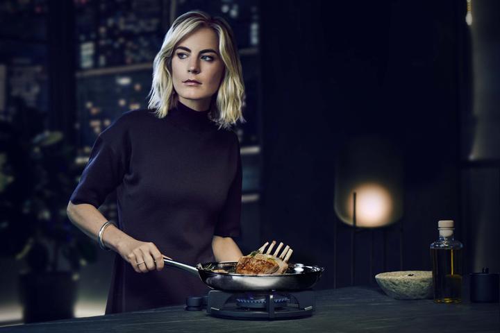 Actual product image WMF Profi Resist handle pan 24cm (1756246411), stainless steel, non-stick coating - PTFE (24 cm, Frying pan, Stainless steel)