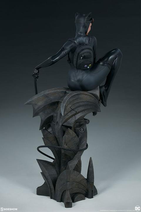 Produktbild Sideshow DC Comics “Catwoman” Premium Format Figur