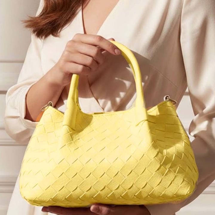 Actual product image Gallantry Geflochtene Damenhandtasche mit Gurt