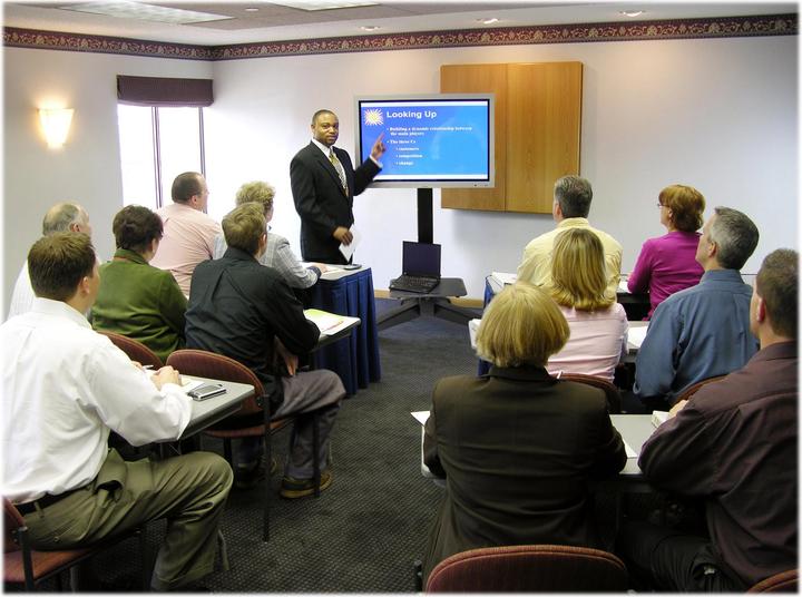 Actual product image Ergotron Cart Neo-Flex Mobile Media Cen (Ground, 55", 22.70 kg)