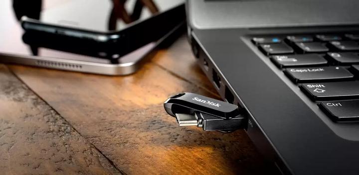 Produktbild SanDisk Ultra Dual Drive Go (1000 GB, USB 3.2, USB-C)