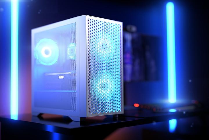 Actual product image Logic Dart Pro ARGB Mini (mATX)