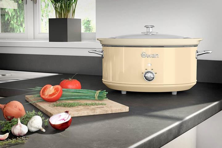 Image du produit Swan Rétro Slow Cooker 6,5L Crème