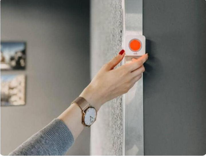 Actual product image Luxafor cube