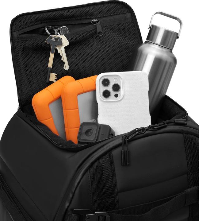 Actual product image D_b_ The Ramverk Pro Backpack (32 l)