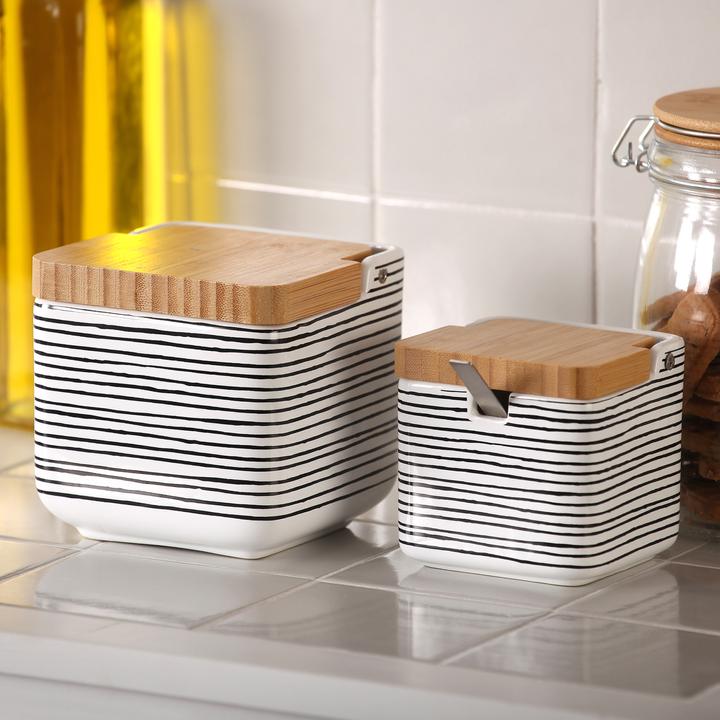 Actual product image Versa Black Lines