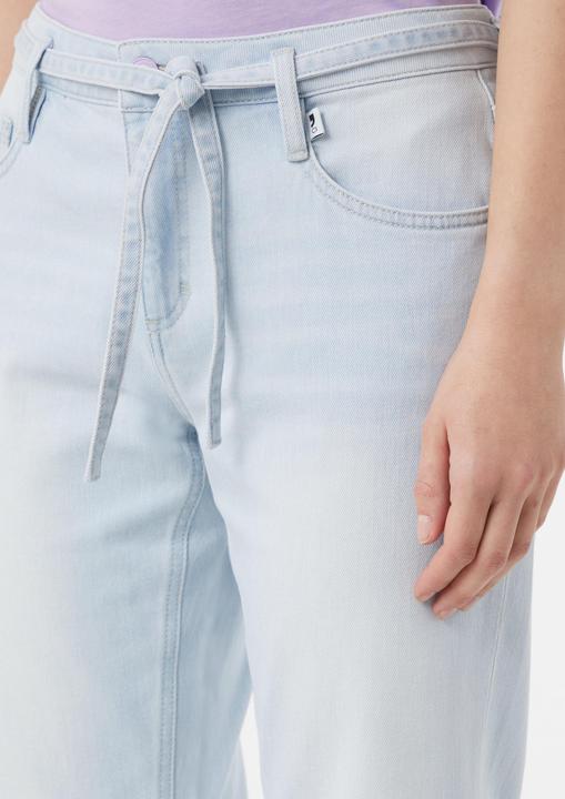 Actual product image Comma Jeans-Hose Boyfriend-Jeans im Relaxed Fit mit Bindegürtel (44)
