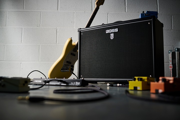 Immagine prodotto BOSS (Electronics) Amplificatore combo KTN-100MKII (Chitarra, 77 W)