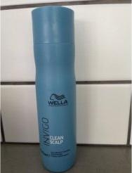 Produktbild Wella PROFESSIONALS Invigo Clean Scalp Anti-Dandruff Shampoo szampon przeciwłupieżowy z pirytonianem (250 ml)