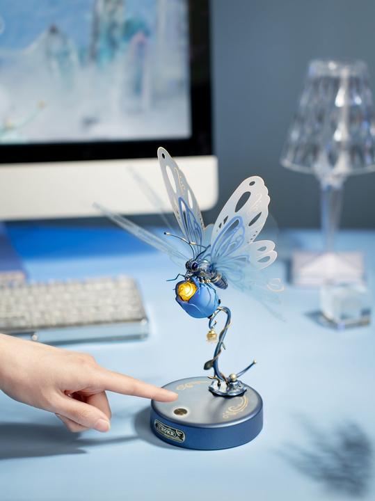 Produktbild Rokr MI05B - Schmetterling (blau) (79 Teile)
