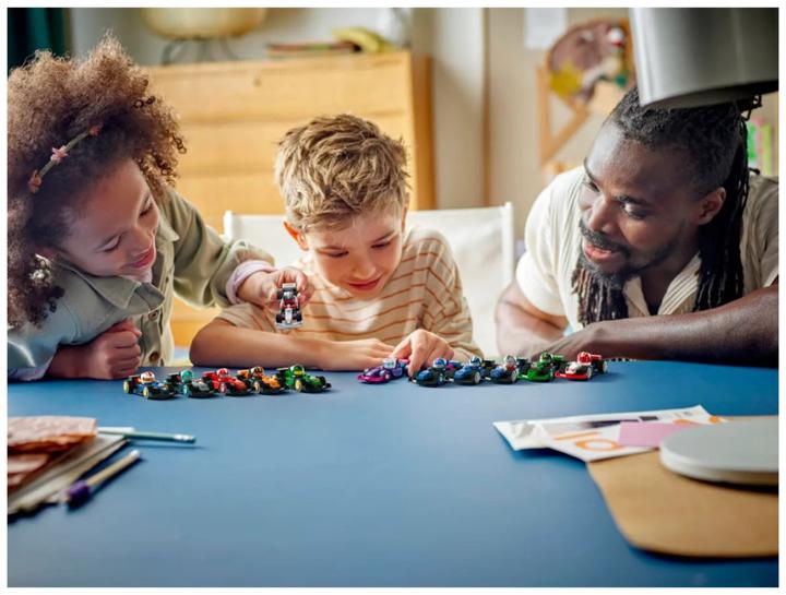 Image du produit LEGO Voitures de course F1 à collectionner (Assortiment) (71049, LEGO Minifigures)