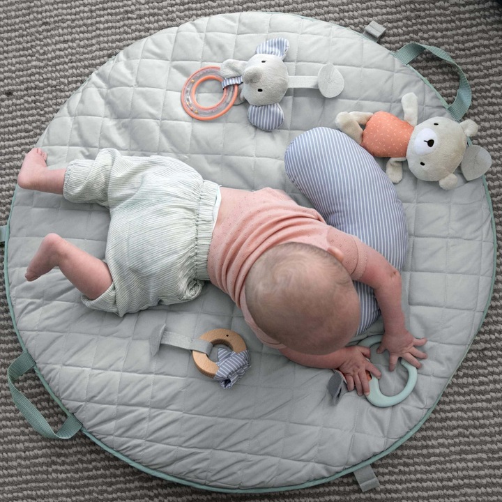 Produktbild Ingenuity Spieldecke mit Spielbogen