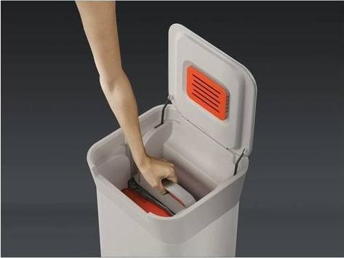 Produktbild Joseph Joseph Abfalleimer TITAN hellgrau (30 l)